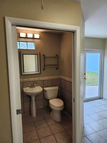 $2,800 | Undisclosed Address, Oakland Park, FL 33334