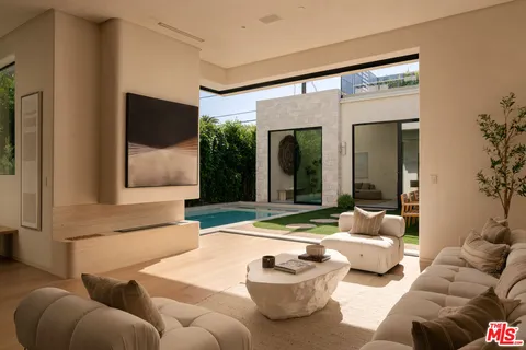 $4,695,000 | 515 North Martel Avenue, Los Angeles, CA 90036