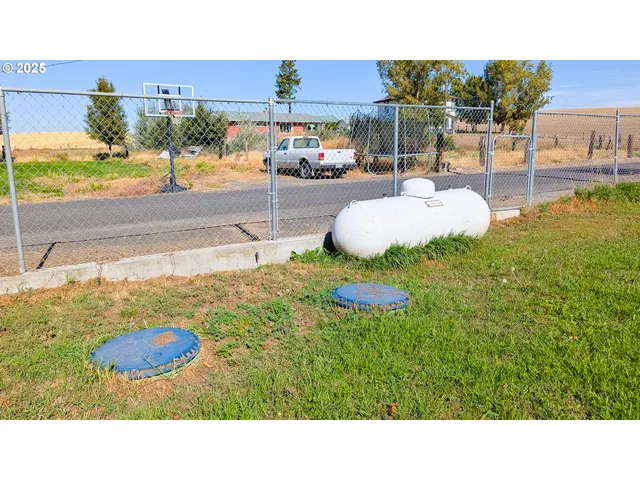 a view of a house with a park