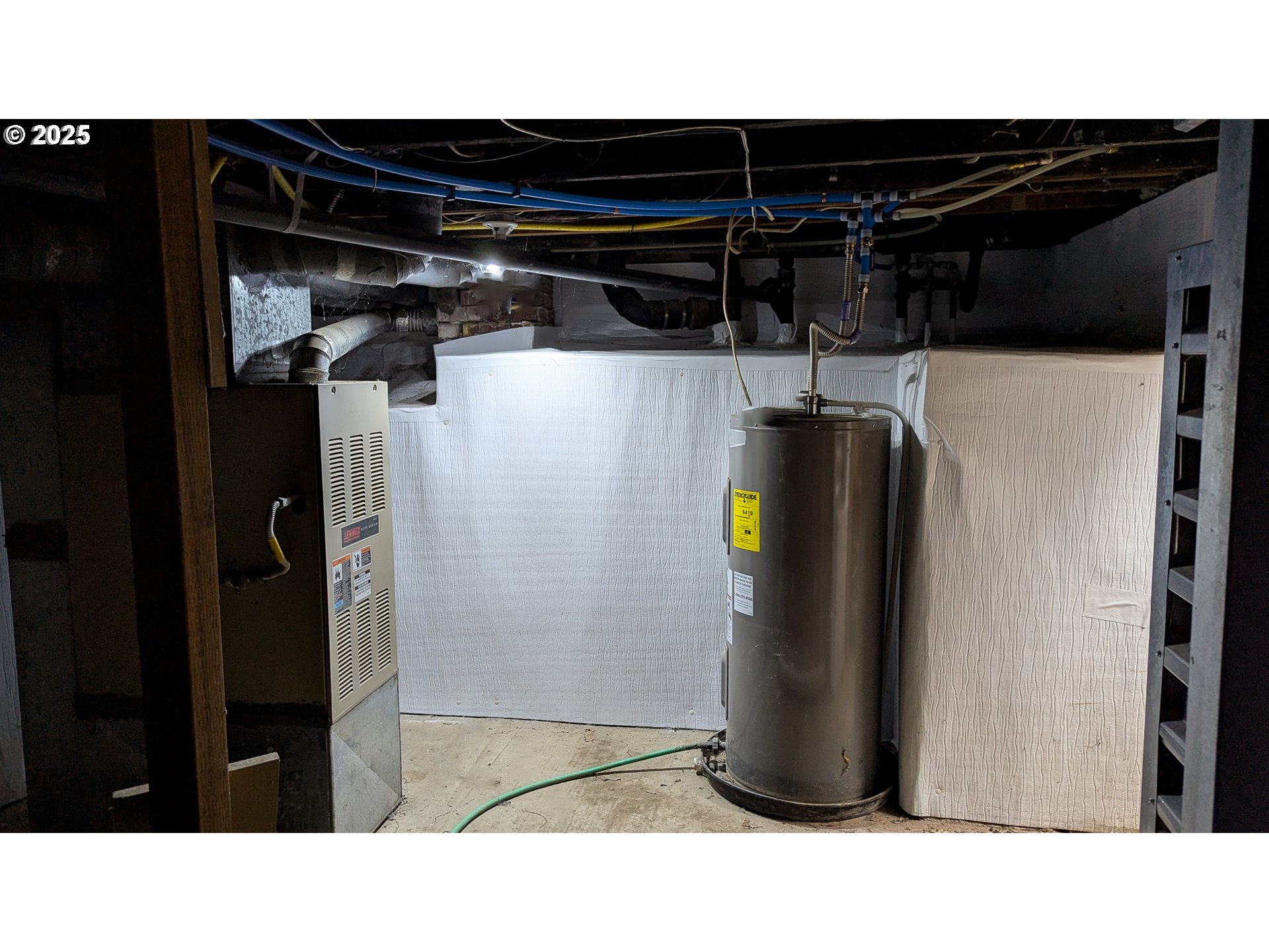 216 Solar Street Helix, OR 97835 - Photo 35 of 36 a bathroom with a sink and a shower