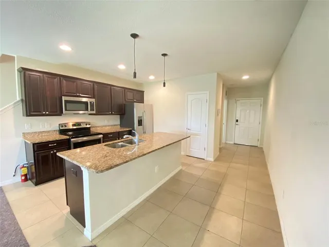 $2,195 | 600 Northern Way, Unit 1001, Winter Springs, FL 32708