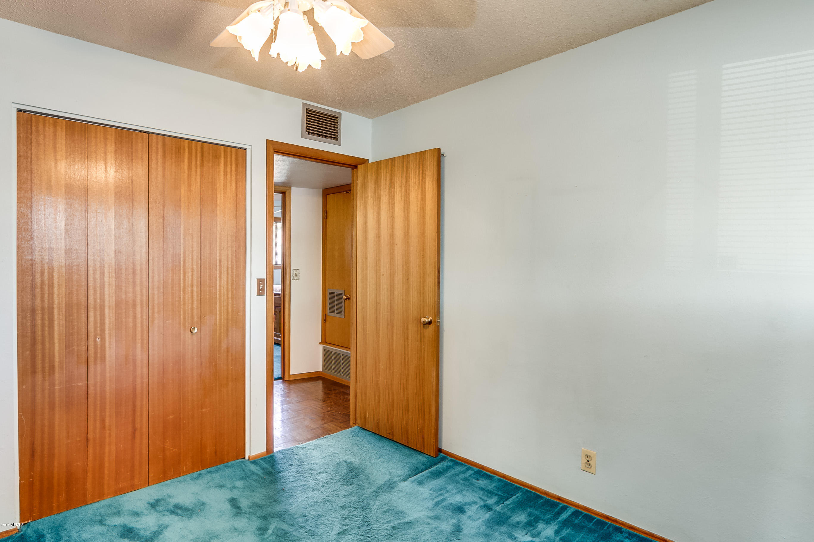 3242 West Wethersfield Road Phoenix, AZ 85029 - Photo 21 of 40 Wethersfield-29