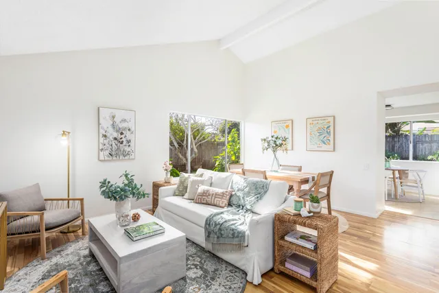 $1,395,000 | 1425 Azalea Drive, Carpinteria, CA 93013