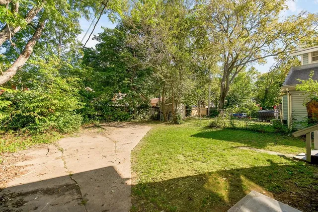 $219,000 | 5611 Highland Avenue, Kansas City, MO 64110