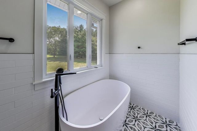 $825,000 | 2803 West Offner Road, Monee, IL 60449