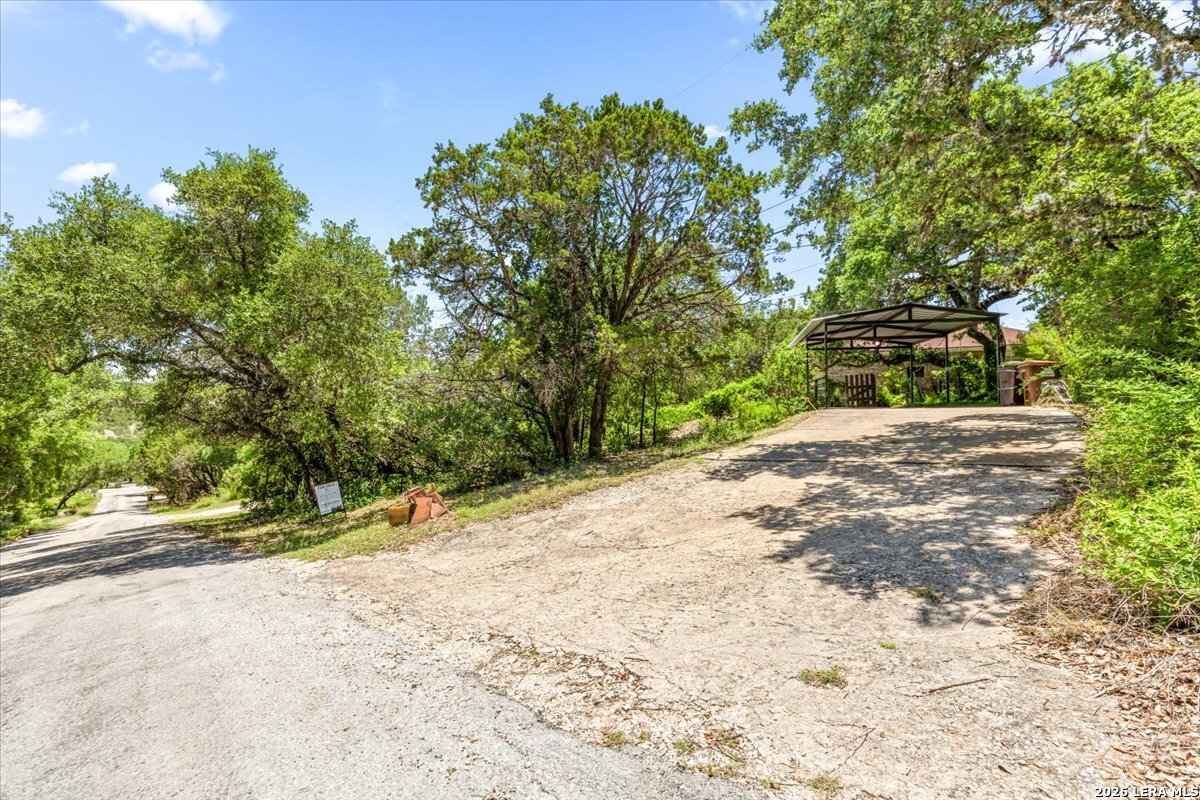 19435 Nottingham Lane Helotes, TX 78023 - Photo 29 of 46