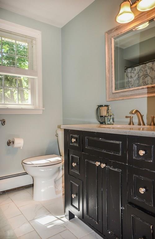 49 Woodridge Road Holden, MA 01520 - Photo 25 of 41 Gallery Image 25