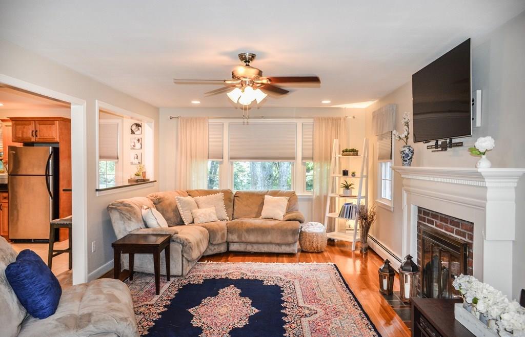 49 Woodridge Road Holden, MA 01520 - Photo 9 of 41 Gallery Image 9