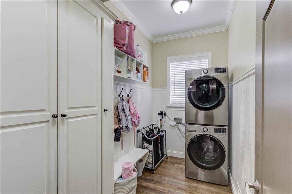 5667 Britt Whitmire Road Gainesville, GA 30506 - Photo 29 of 67 a utility room with sink dryer and washer