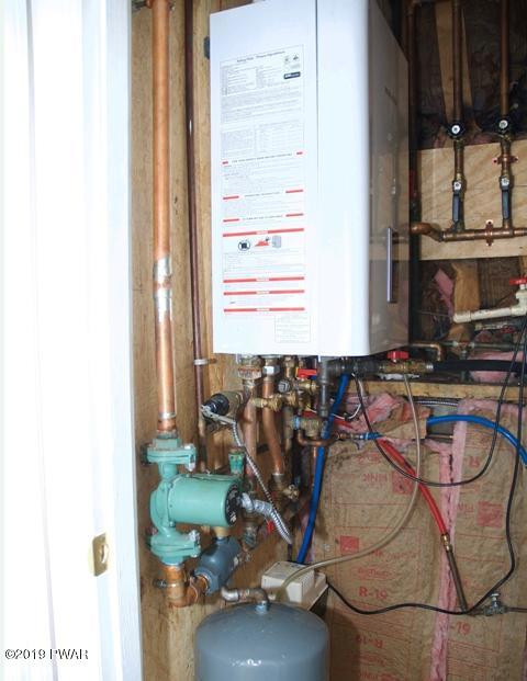 41 Holly Forest Road Mount Pocono, PA 18344 - Photo 29 of 36