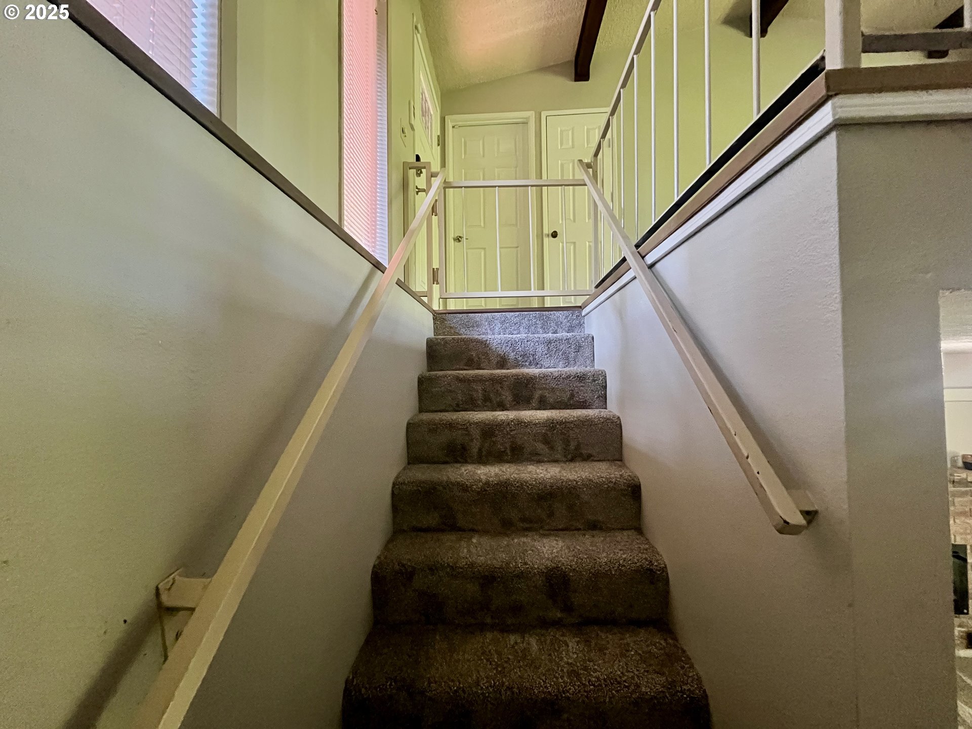 920 Ranch Road Reedsport, OR 97467 - Photo 13 of 34 Staircase