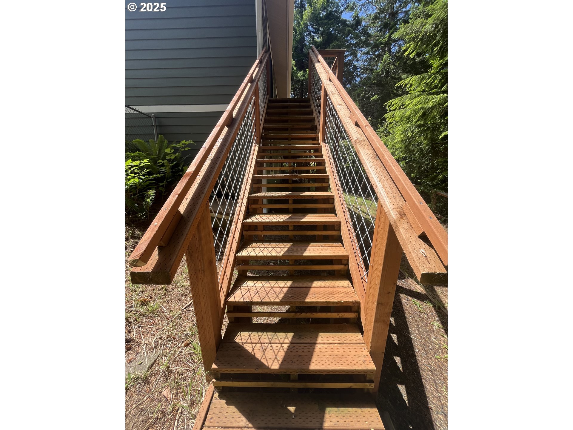 920 Ranch Road Reedsport, OR 97467 - Photo 28 of 34 Deck
