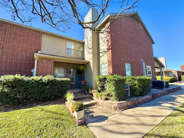$159,990 | 1415 Meadowood Village Drive, Fort Worth, TX 76120