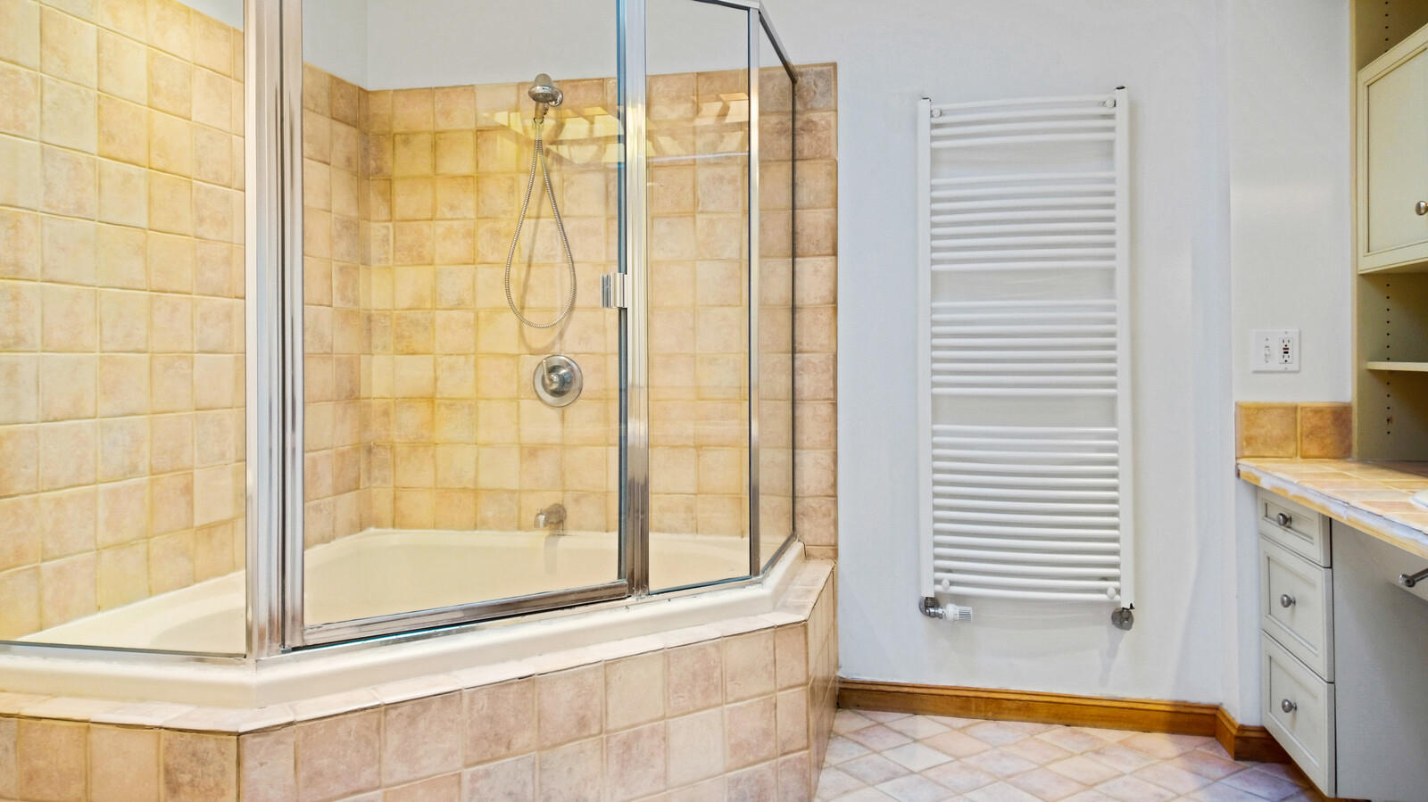 396 Church Road Bangor, ME 04401 - Photo 57 of 59 primary bath