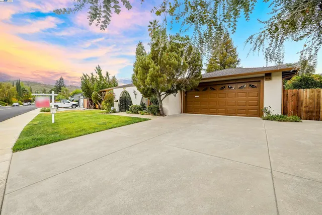 $1,649,000 | 817 Cheyenne Drive, Walnut Creek, CA 94598