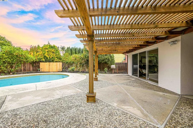 $1,649,000 | 817 Cheyenne Drive, Walnut Creek, CA 94598