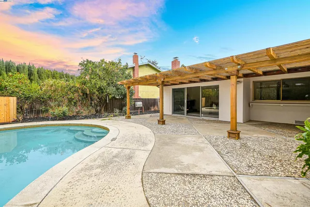 $1,649,000 | 817 Cheyenne Drive, Walnut Creek, CA 94598