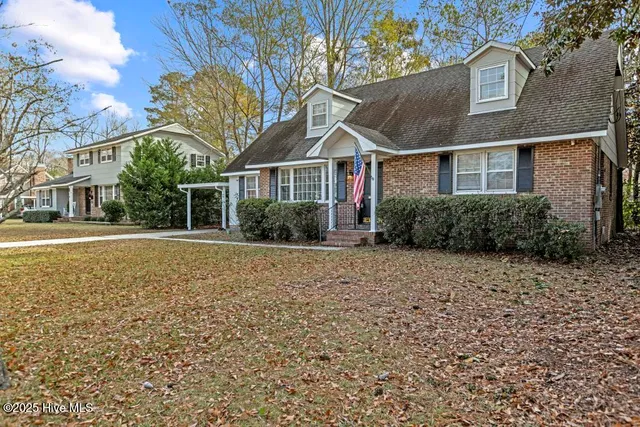 $262,900 | 806 Smallwood Drive, Jacksonville, NC 28540