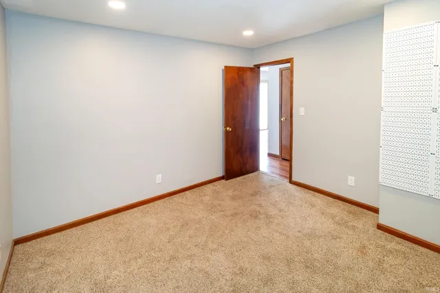 $425,000 | 1688 Fuquay Road, Newburgh, IN 47630