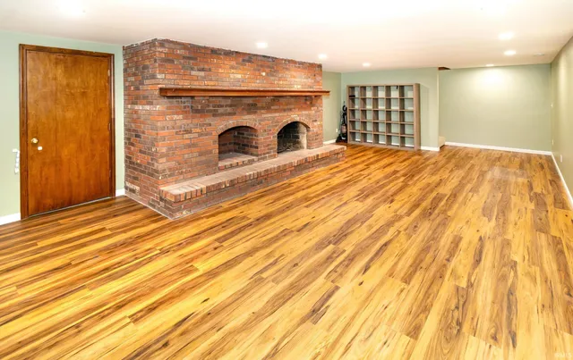 $425,000 | 1688 Fuquay Road, Newburgh, IN 47630