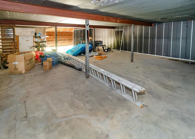 $425,000 | 1688 Fuquay Road, Newburgh, IN 47630