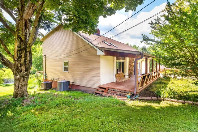 $425,000 | 1688 Fuquay Road, Newburgh, IN 47630