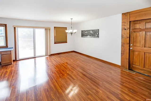 $425,000 | 1688 Fuquay Road, Newburgh, IN 47630