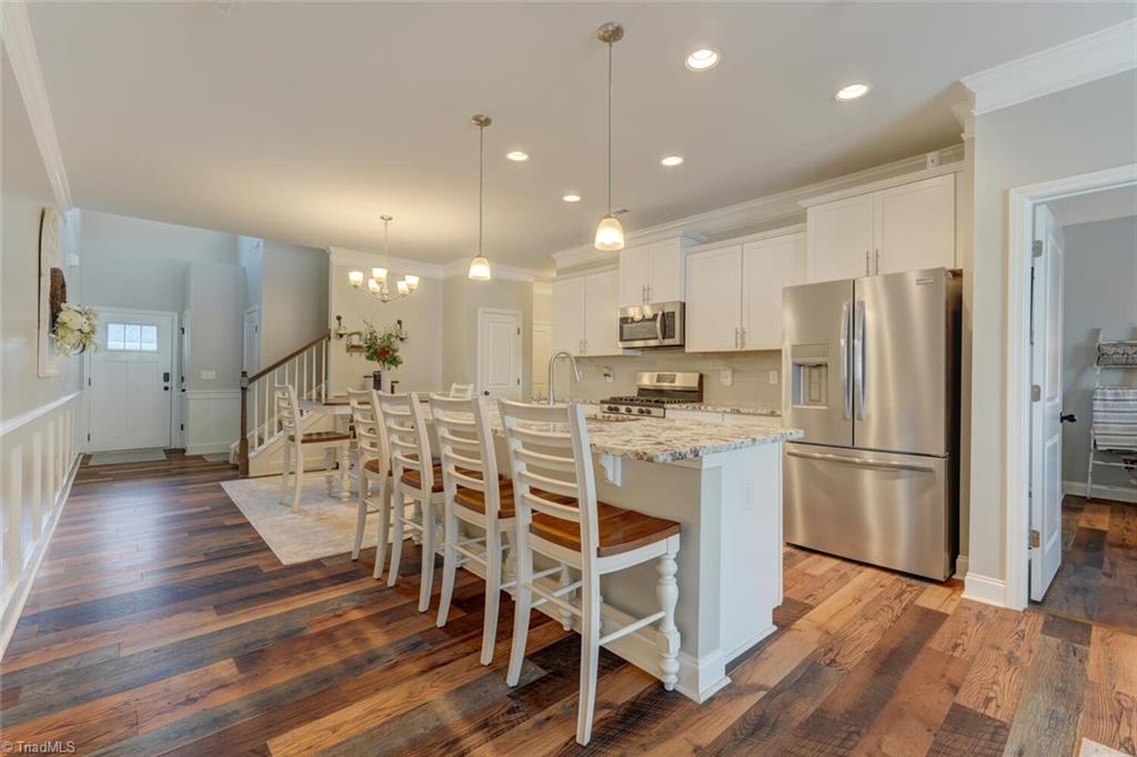 706 Riley Lane Greensboro, NC 27455 - Photo 6 of 25 kitchen