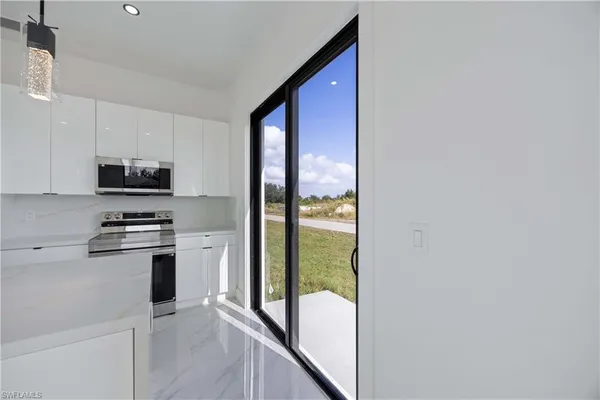 $1,800 | 1051 Marine Avenue South, Lehigh Acres, FL 33974