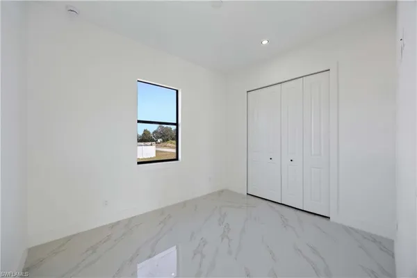 $1,800 | 1051 Marine Avenue South, Lehigh Acres, FL 33974