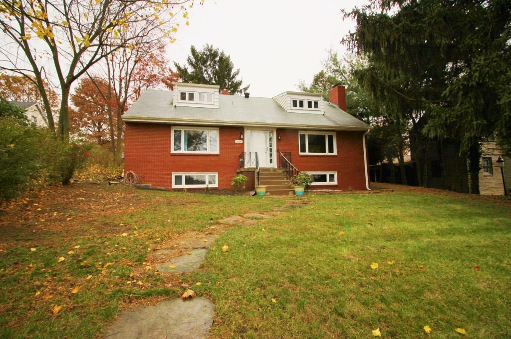 1031 Greentree Road Pittsburgh, PA 15220 - Photo 1 of 17 Gallery Image 1