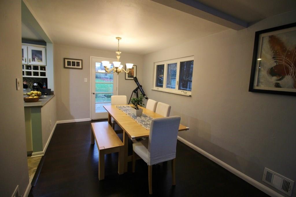 1031 Greentree Road Pittsburgh, PA 15220 - Photo 7 of 17 Gallery Image 7