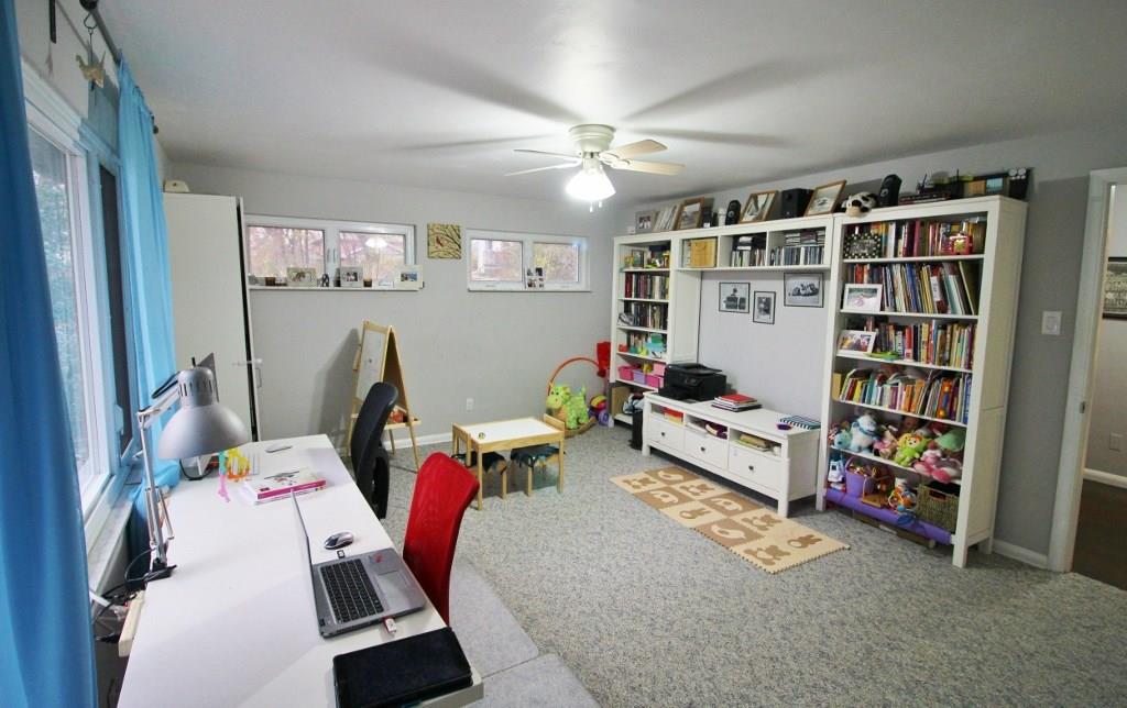 1031 Greentree Road Pittsburgh, PA 15220 - Photo 8 of 17 Gallery Image 8