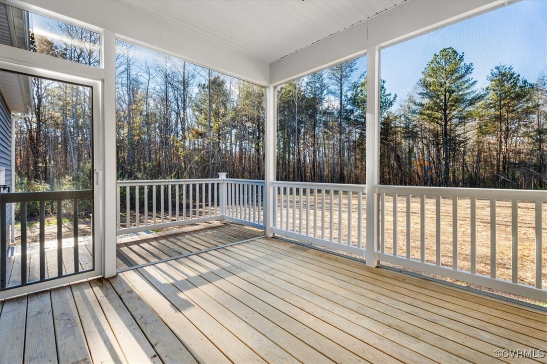 4717 B Bell Road Powhatan, VA 23139 - Photo 16 of 47 Screened-in porch