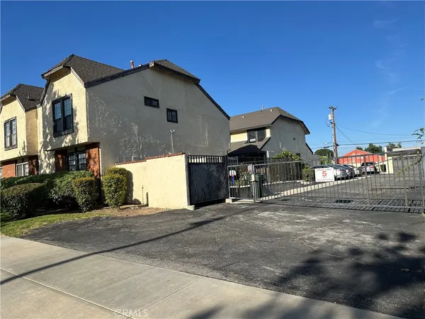 $2,300 | 6004 Rosemead Boulevard, Unit 7, Temple City, CA 91780