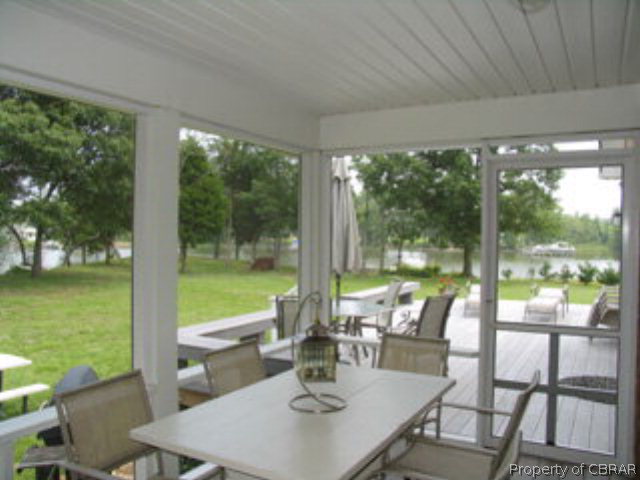 307 Grove Point Road Kilmarnock, VA 22482 - Photo 10 of 15