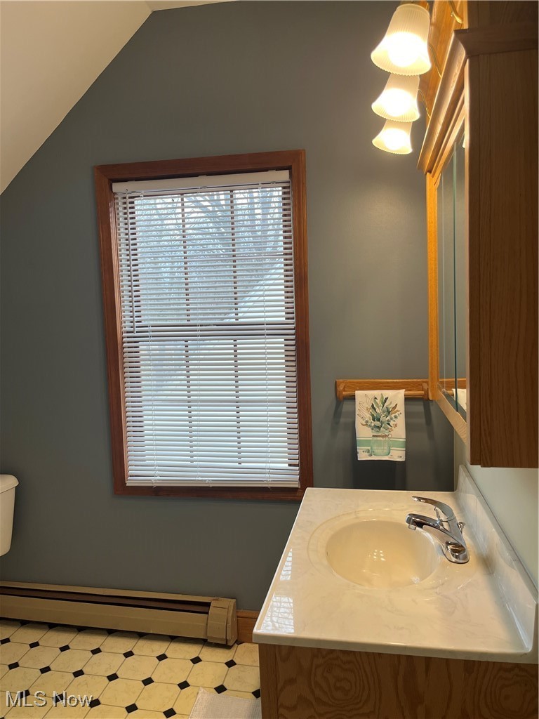 140 Overlook Road Painesville, OH 44077 - Photo 36 of 47 Full bath upstairs.