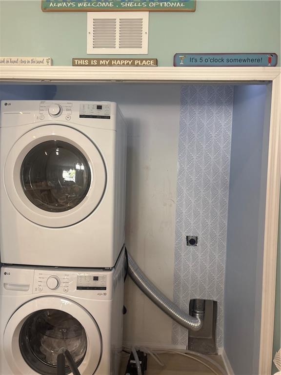 113 Dominic Drive Butler, PA 16001 - Photo 41 of 45 a close up view of a washer and dryer