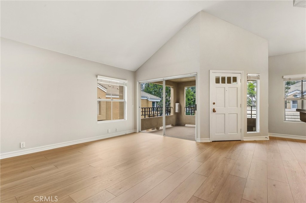 5 Rice Aisle Irvine, CA 92612 - Photo 3 of 24