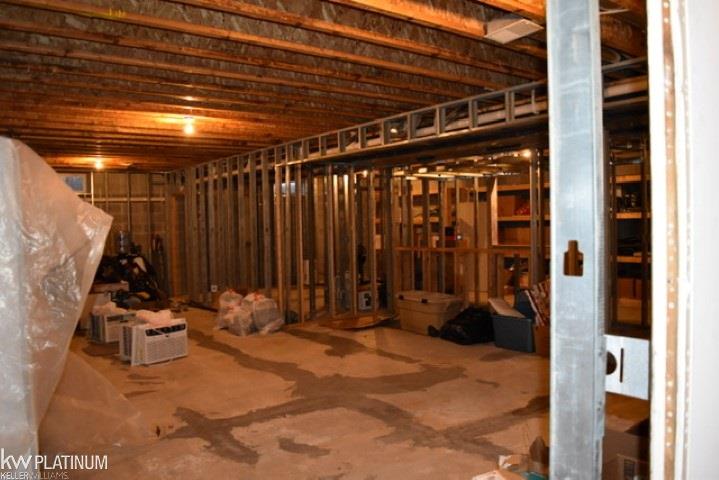 9615 Bartel Road Columbus, MI 48063 - Photo 40 of 44 31365926-39.JPG