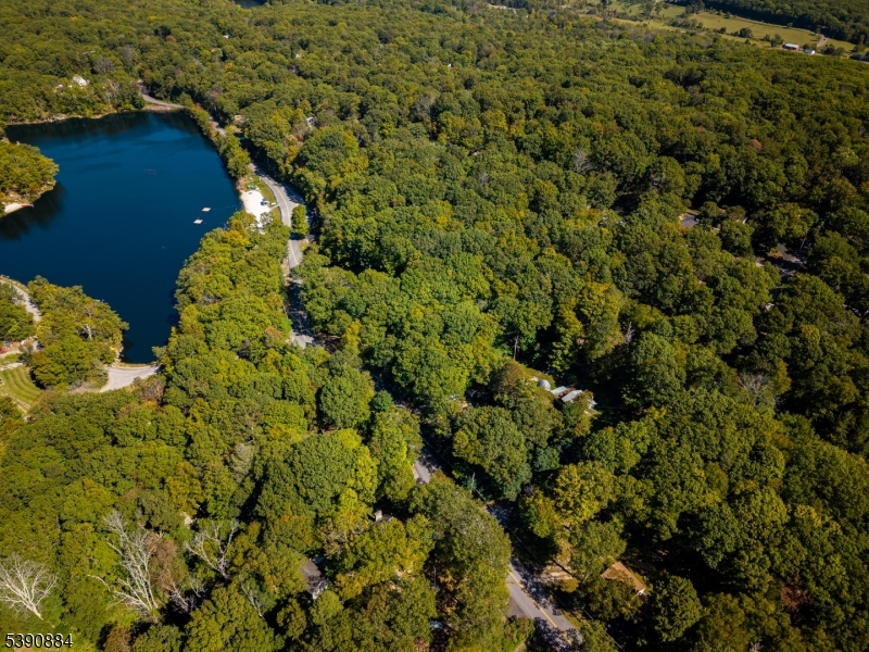 6 Ridge Road Northwest Vernon, NJ 07461 - Photo 18 of 18 a view of a house with a tree