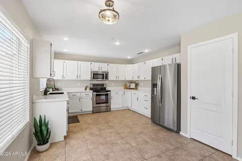 $785,000 | 9242 East Pershing Avenue, Scottsdale, AZ 85260