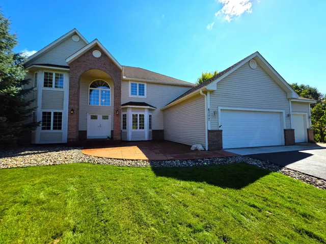 $699,900 | 6777 Primrose Court South, Cottage Grove, MN 55016