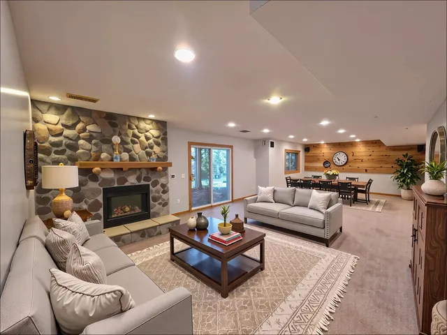 $699,900 | 6777 Primrose Court South, Cottage Grove, MN 55016