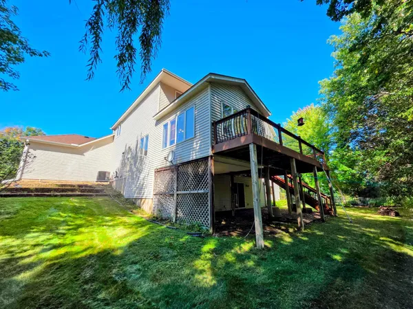 $689,900 | 6777 Primrose Court South, Cottage Grove, MN 55016