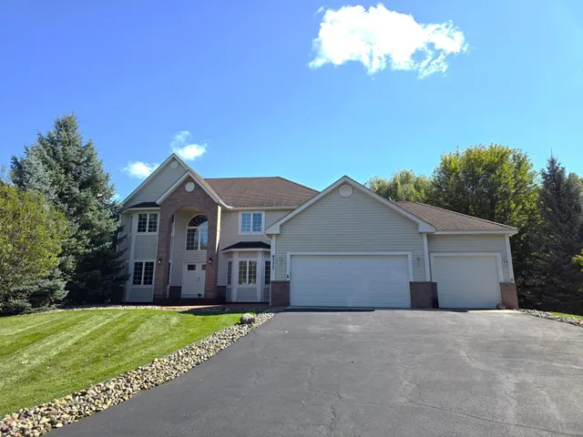 $699,900 | 6777 Primrose Court South, Cottage Grove, MN 55016