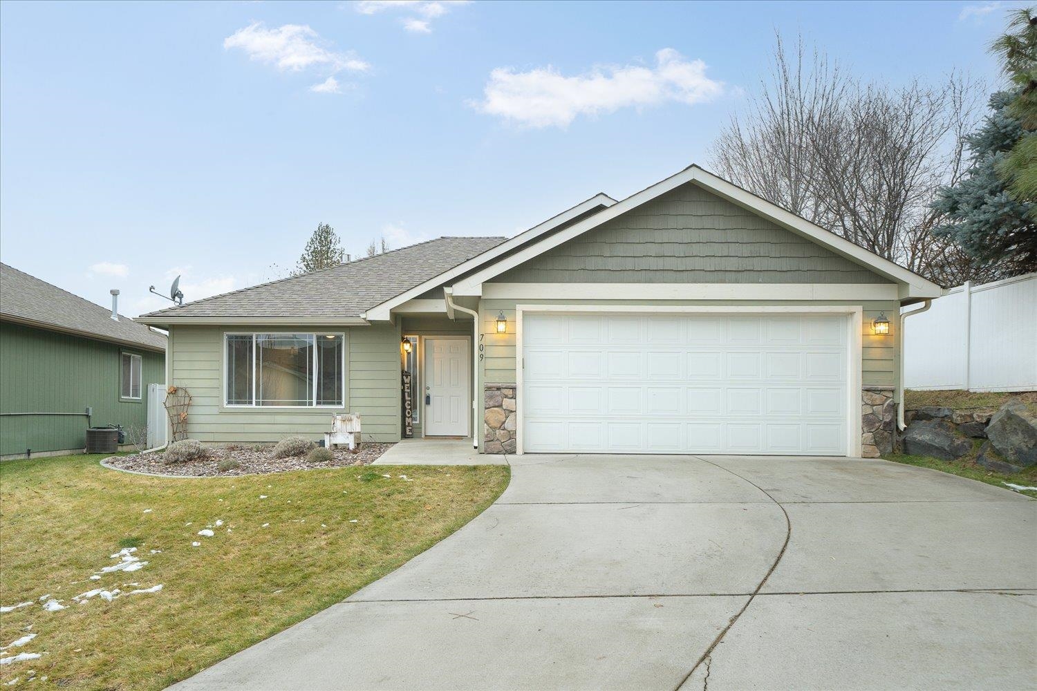 709 East Silver Pine Road Colbert, WA 99005 - Photo 3 of 38 Gallery Image 3