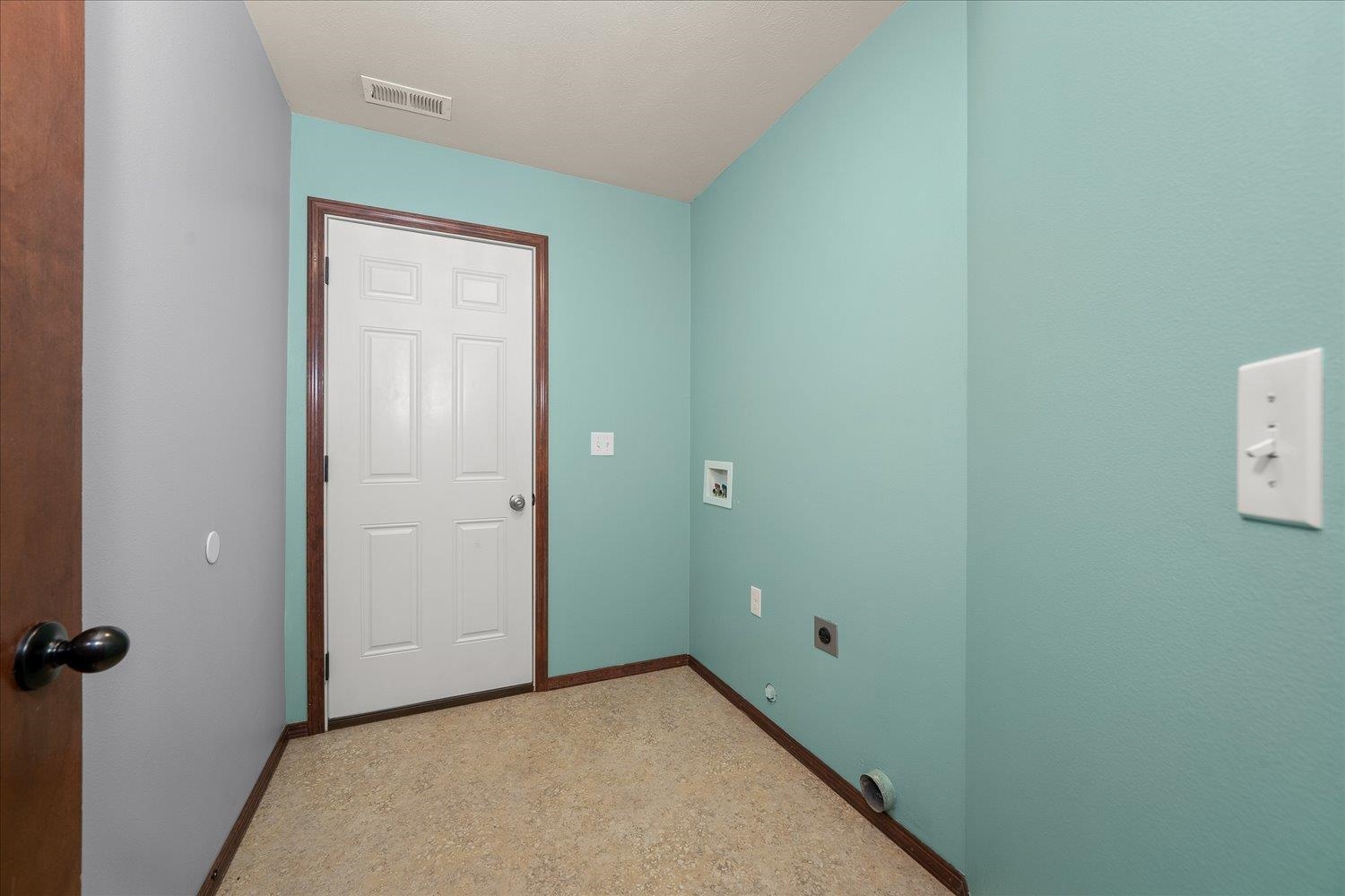 709 East Silver Pine Road Colbert, WA 99005 - Photo 22 of 38 Gallery Image 22