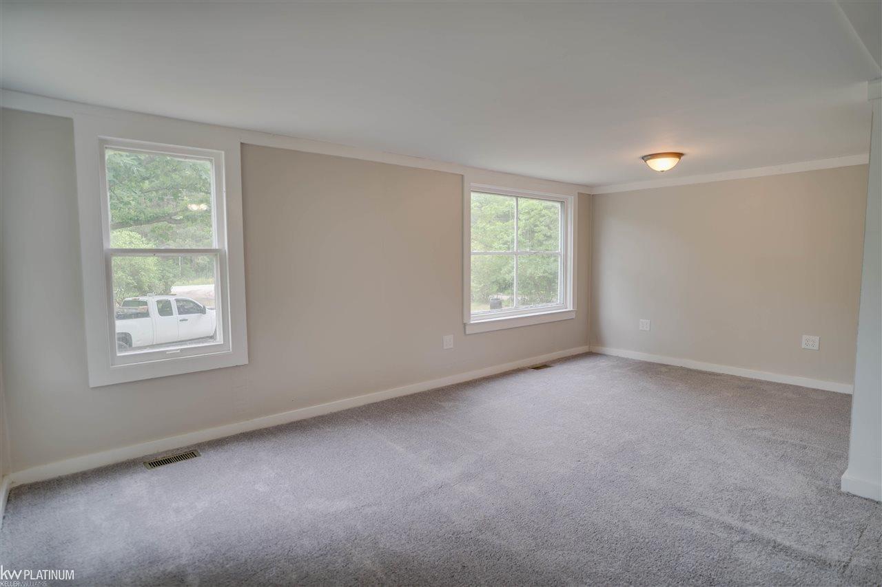 6409 Bryce Road North Street, MI 48049 - Photo 8 of 30 50081101-7.JPG
