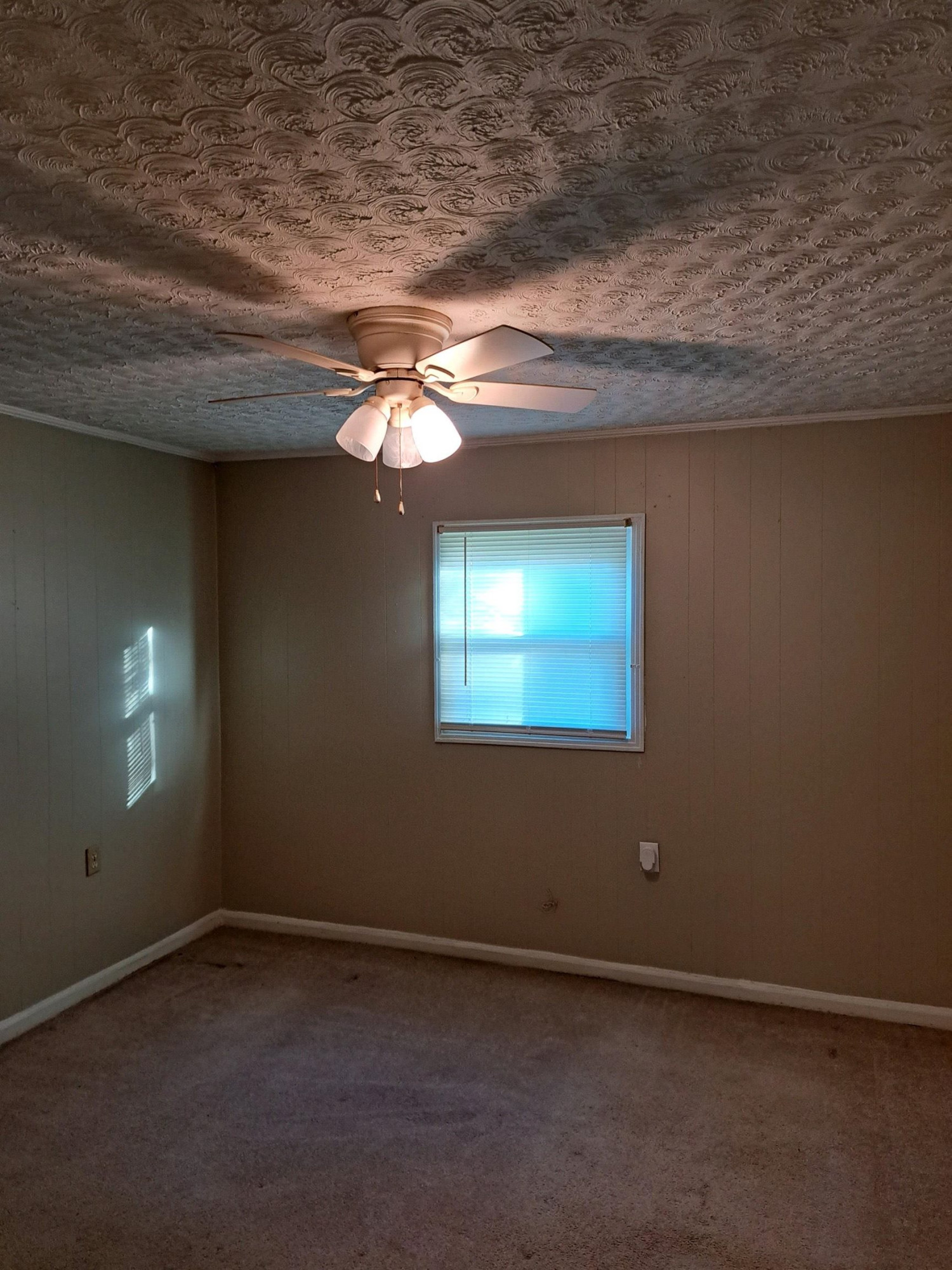 2 Butler Street Jackson, TN 38301 - Photo 6 of 7 a view of an empty room with a window